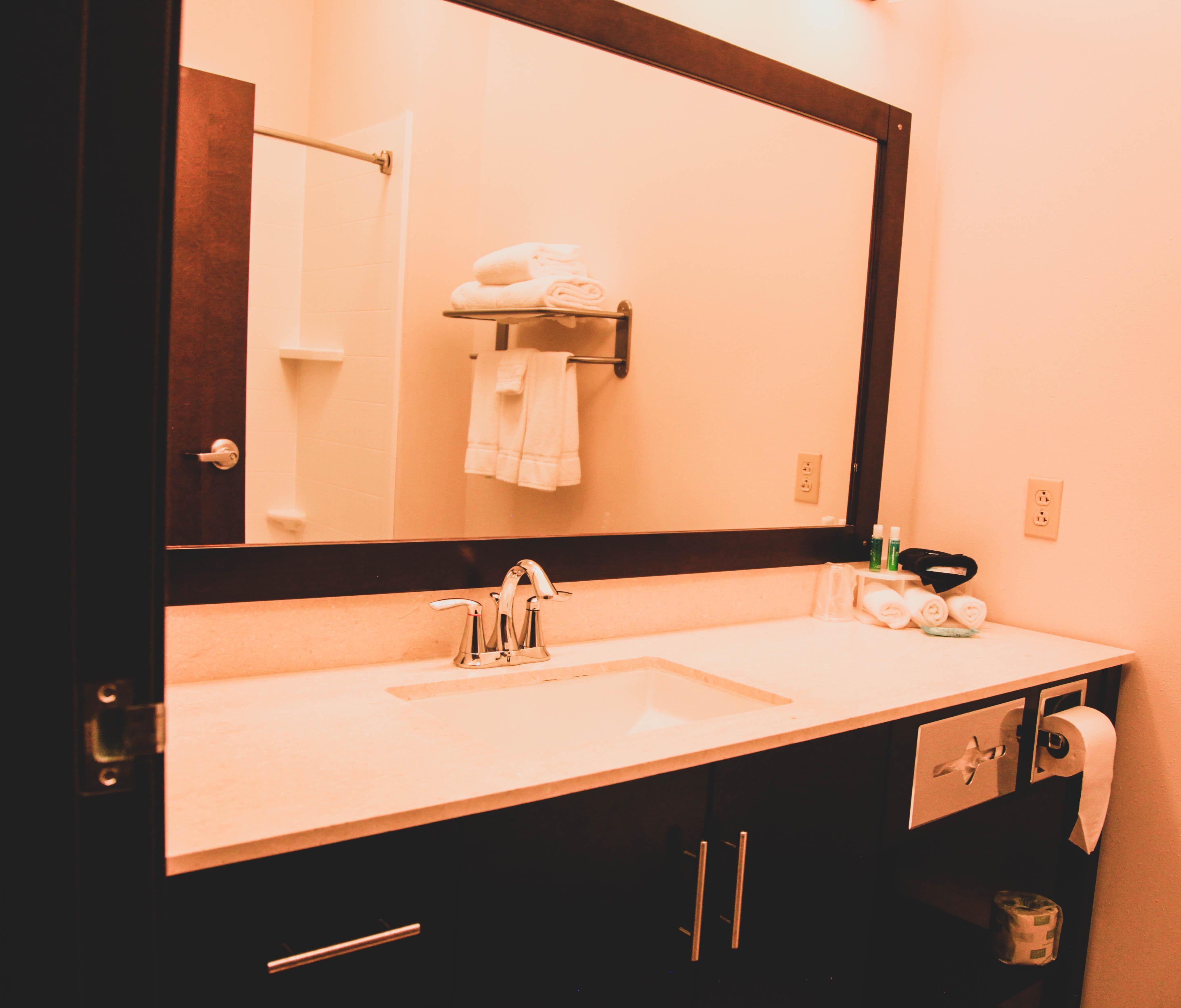 Holiday Inn Express & Suites Cumberland - La Vale By Ihg Luaran gambar