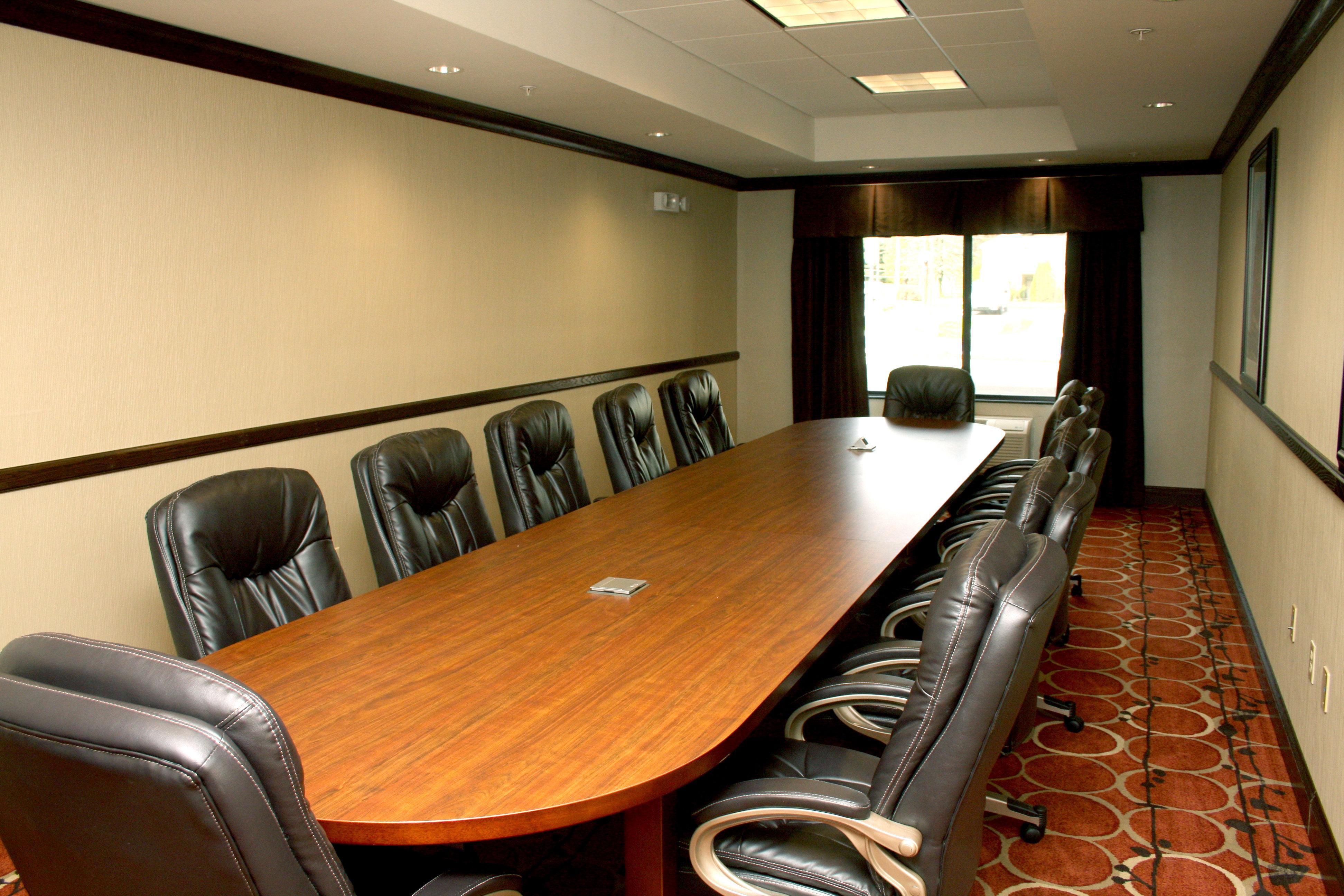 Holiday Inn Express & Suites Cumberland - La Vale By Ihg Luaran gambar