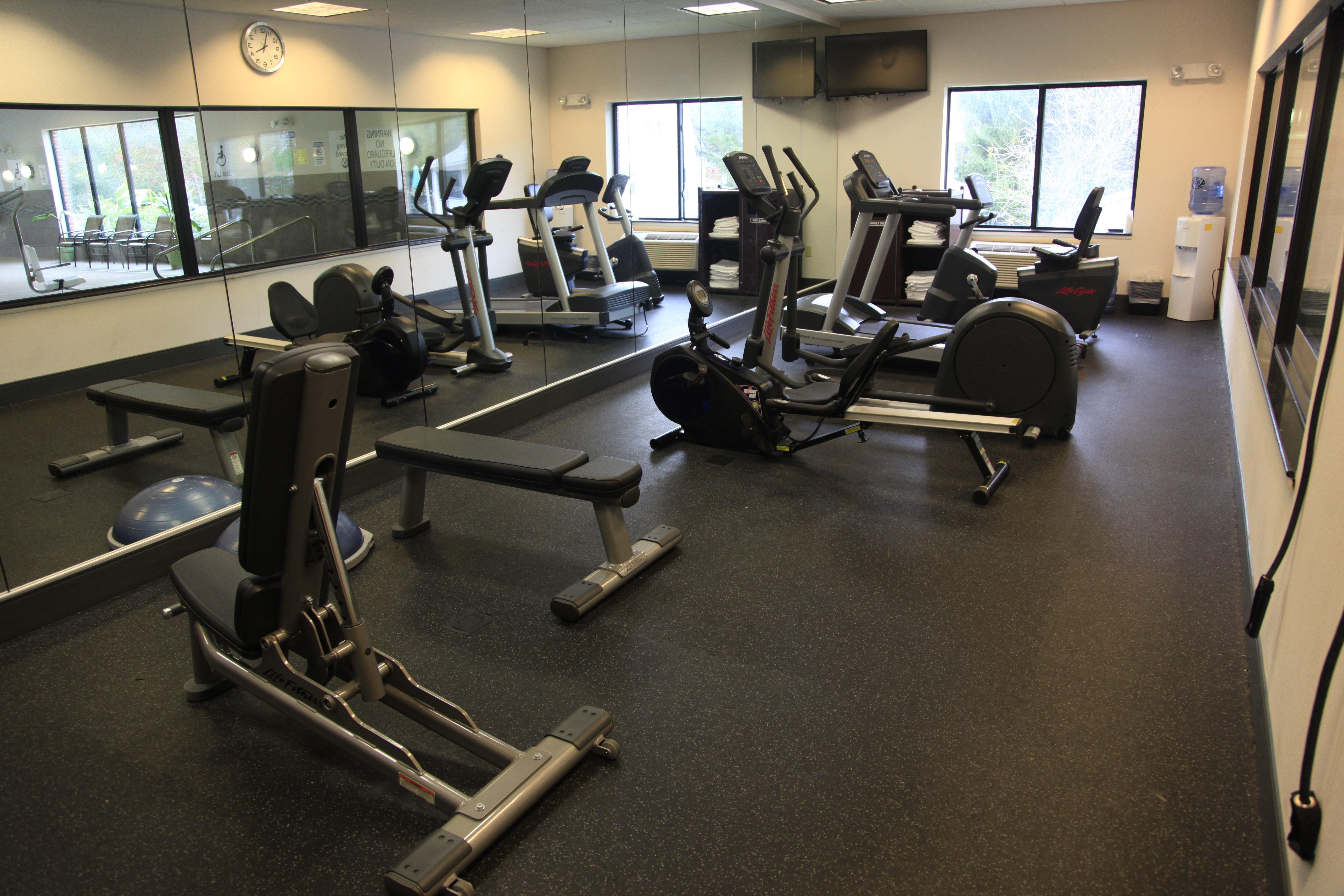 Holiday Inn Express & Suites Cumberland - La Vale By Ihg Luaran gambar