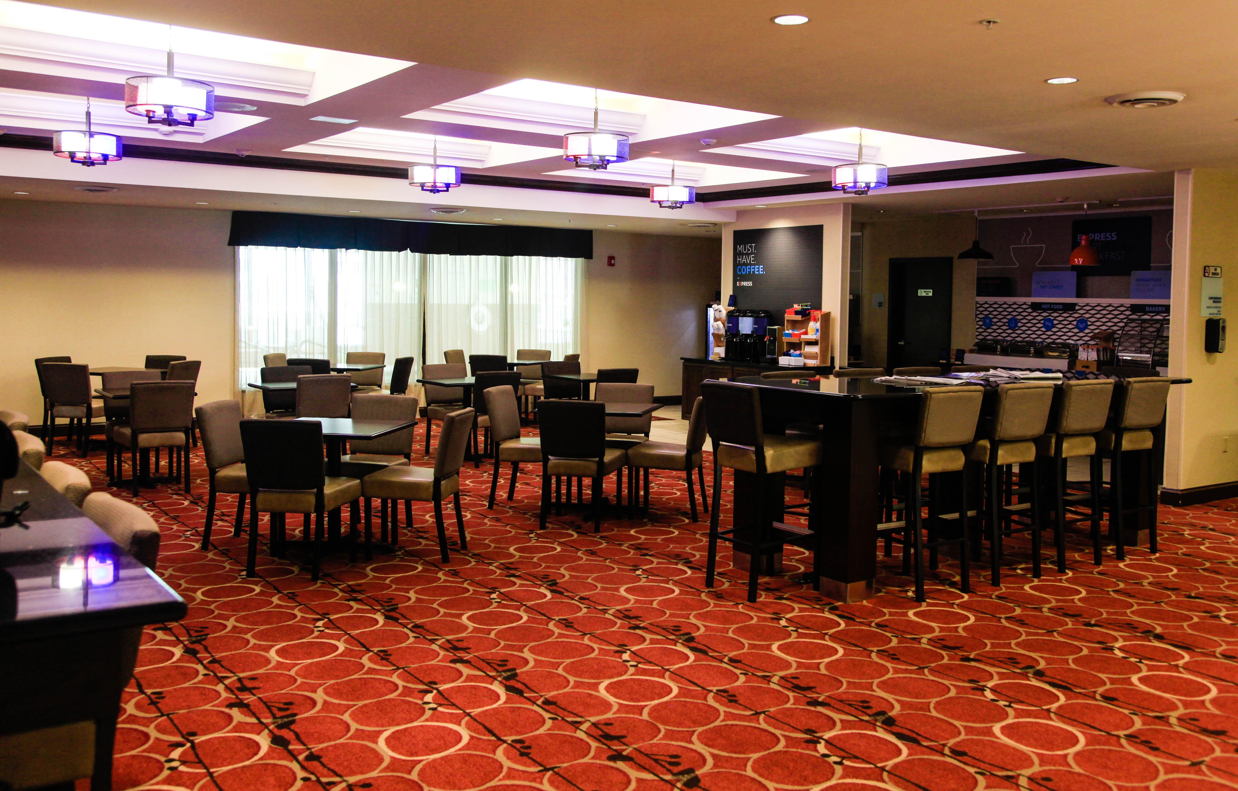 Holiday Inn Express & Suites Cumberland - La Vale By Ihg Luaran gambar