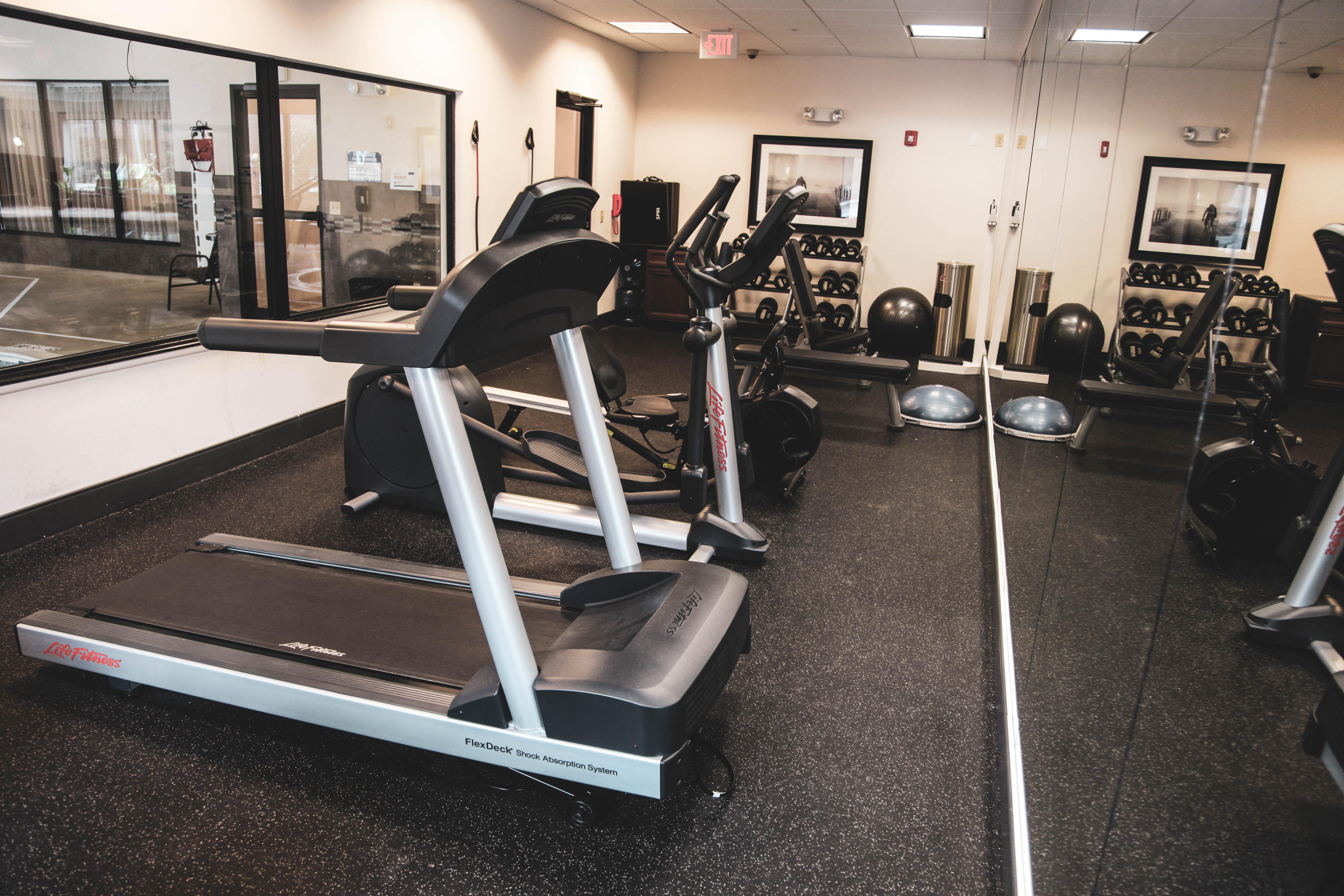Holiday Inn Express & Suites Cumberland - La Vale By Ihg Luaran gambar